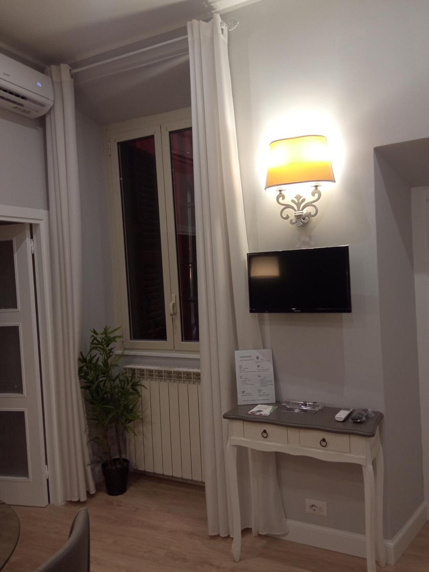 Fontana Di Trevi - Central Apartment In Рим Екстер'єр фото